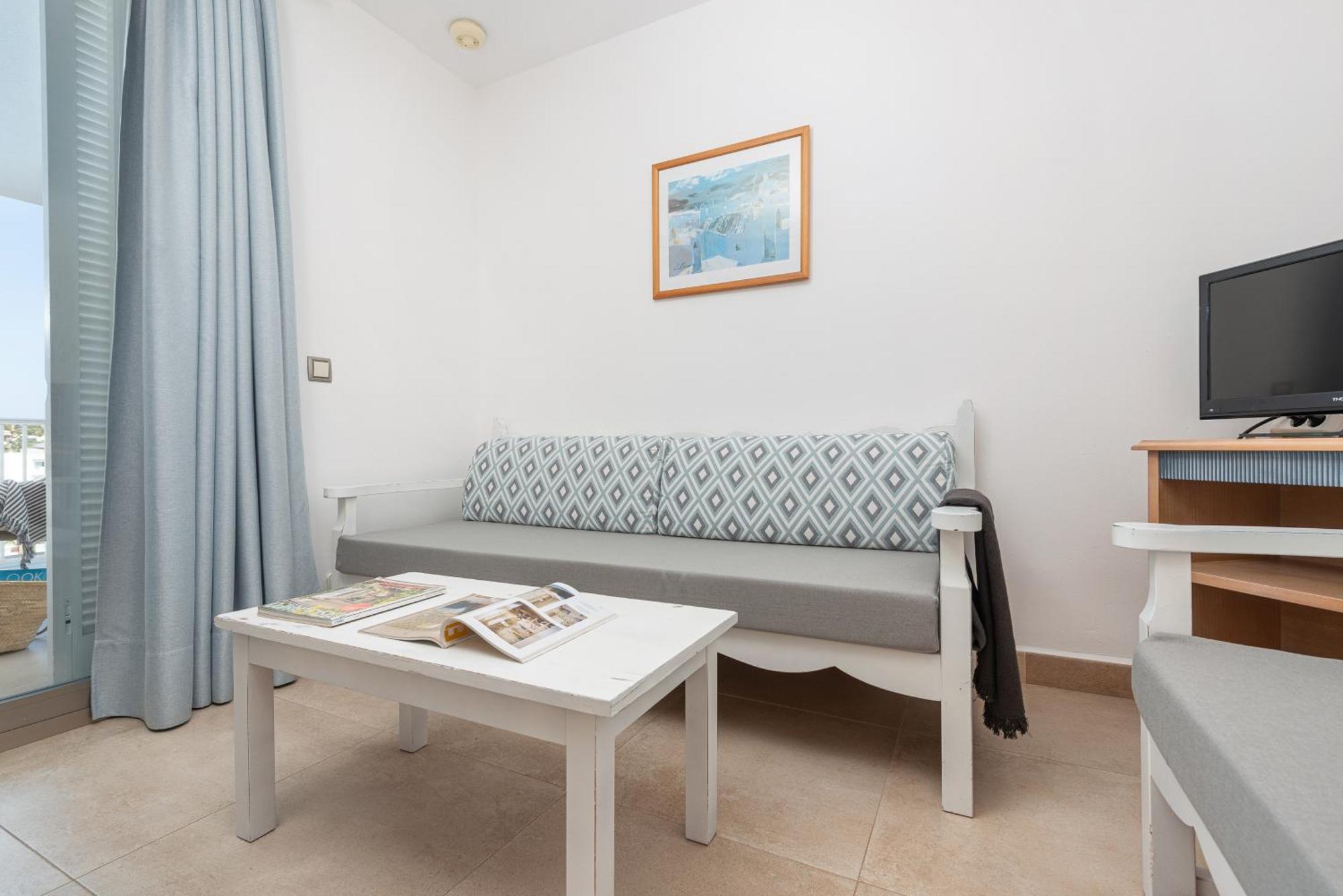 Apartamentos Ferrera Pins Cala Ferrera  Buitenkant foto