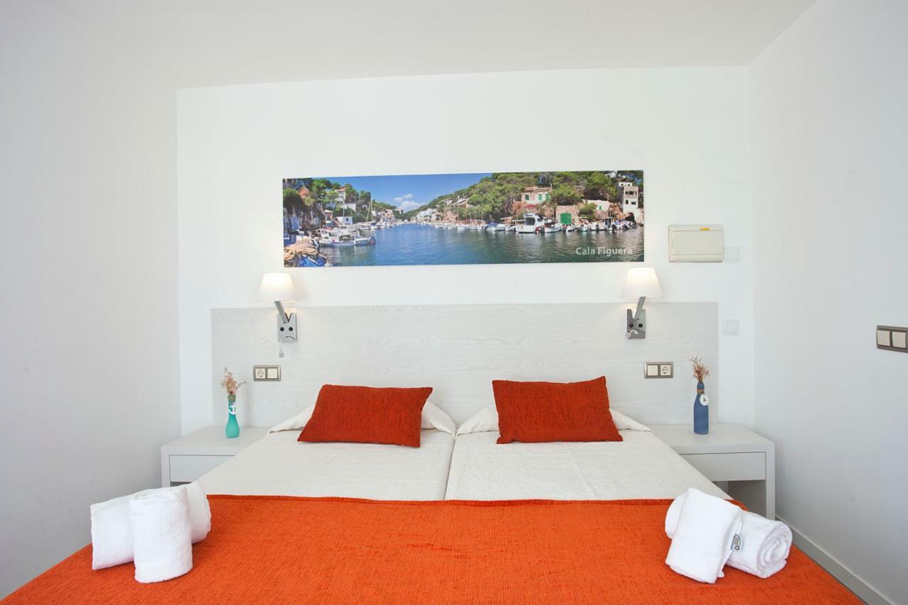 Apartamentos Ferrera Pins Cala Ferrera  Buitenkant foto